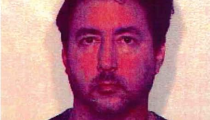 Face photo of male fugitive Frank Lefrandt