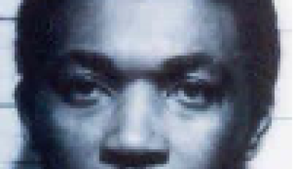 Male fugitive Messado Tyrone